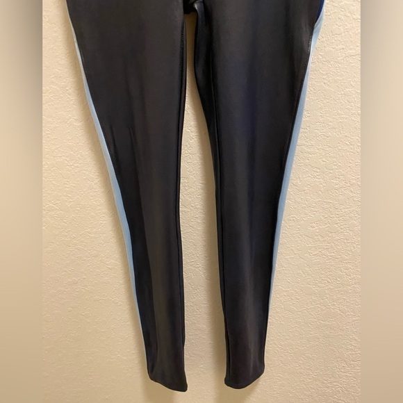 SPANX Faux Leather Track Curved Stripe 7/8 Leggings Size XS - Picture 6 of 12
